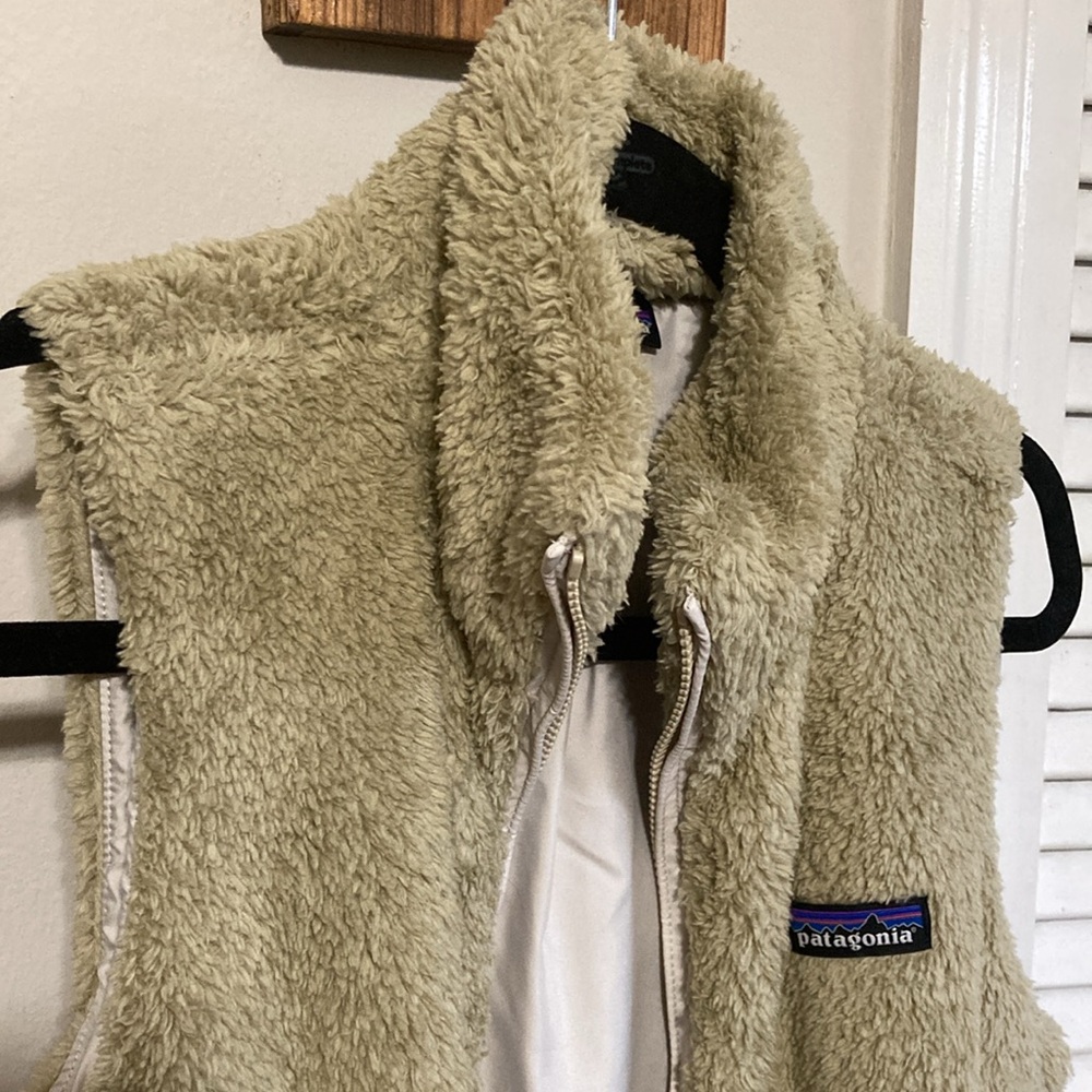 Patagonia Faux Fur Vest SZ Small